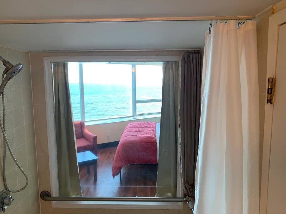 Atlantic Palace Beachfront Ocean View Ατλάντικ Σίτι Εξωτερικό φωτογραφία